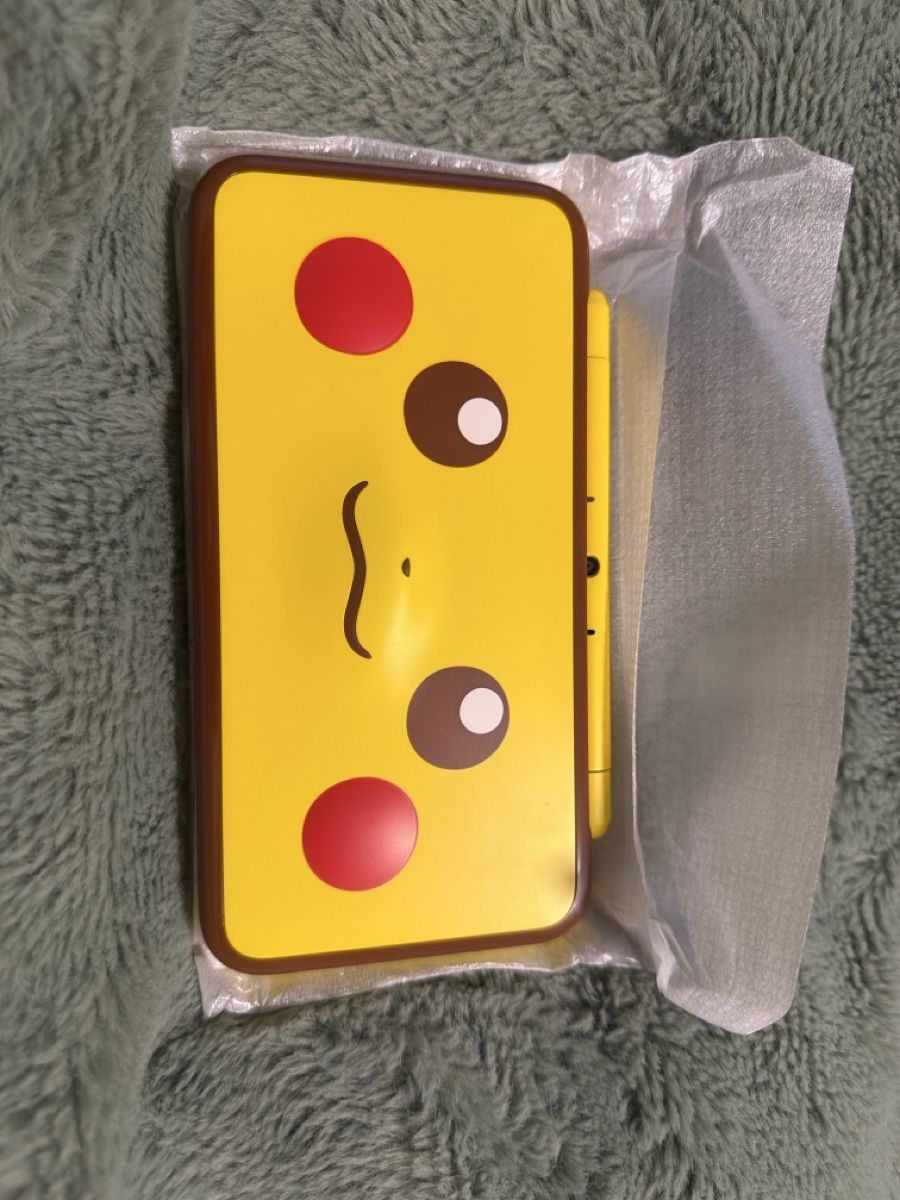 Nintendo Konsolen: New 2DS XL ÉDITION PIKACHU NEUVE  – Neu und originalverpackt aus Estavayer le lac von mencler91 2