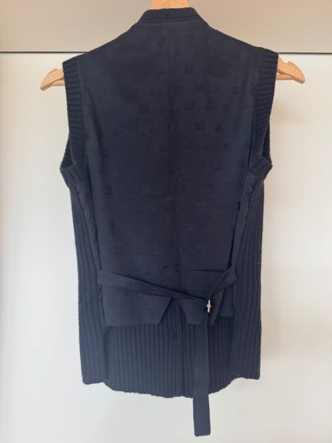 Max Mara Gilets & Westen: STRICKGILET VON MAXMARA – Gebraucht aus Wädenswil von MANU2222 1