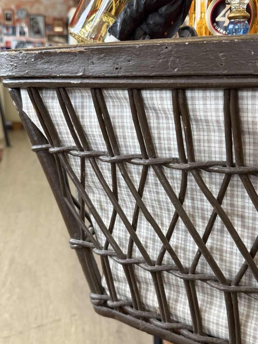 Carrozzine: Sehr Antiker Kinderwagen – Usato da Zuzwil SG venduto da Pomy 6