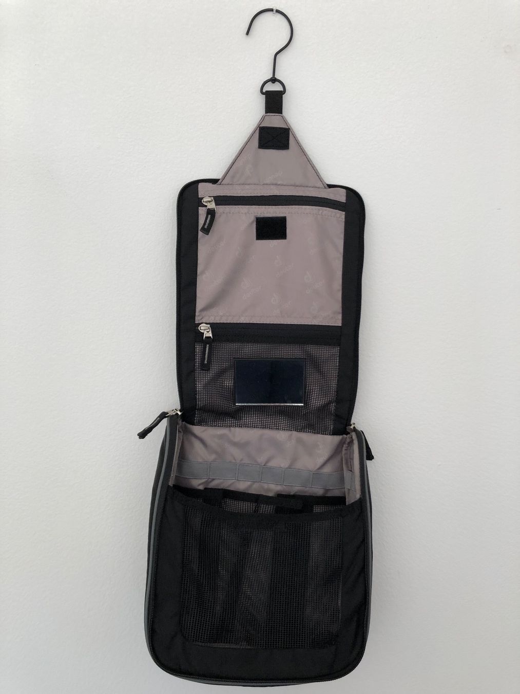 Deuter Custodie per cosmetici: Necessaire Deuter – Nuovo (secondo la descrizione) da Zürich venduto da kitsune 1