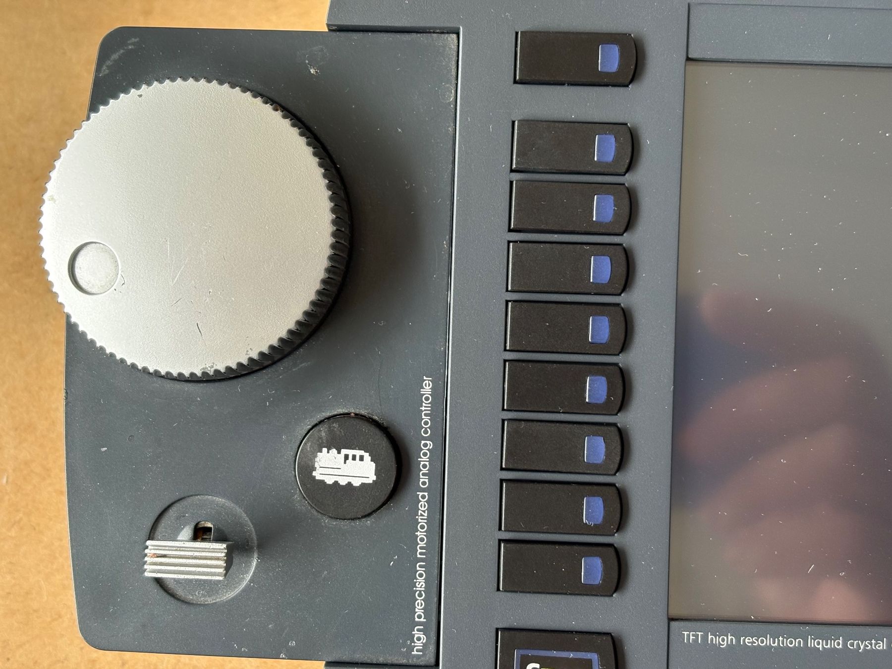 Esu Modellini di ferrovie: ESU 50200 Ecos 2 command station digital mit Soft 4.3.3 – Usato da Hauterive NE venduto da eriamch 5