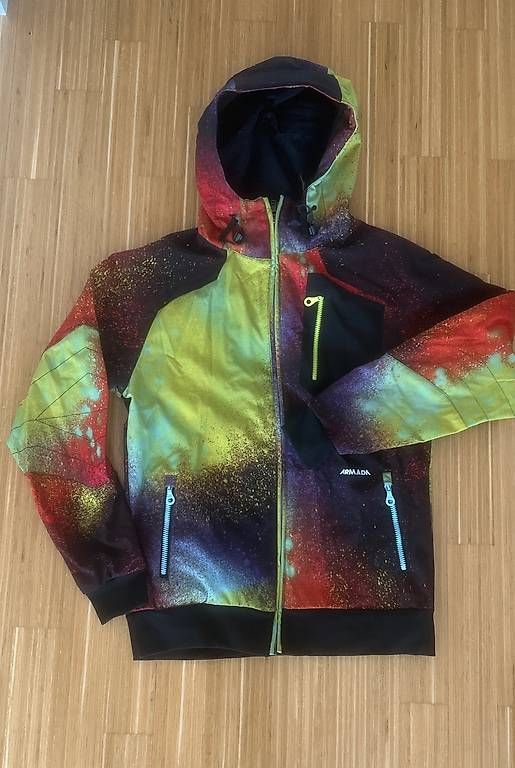 Jacken: Winterjacke  – Gebraucht aus Windisch von Ebcetera