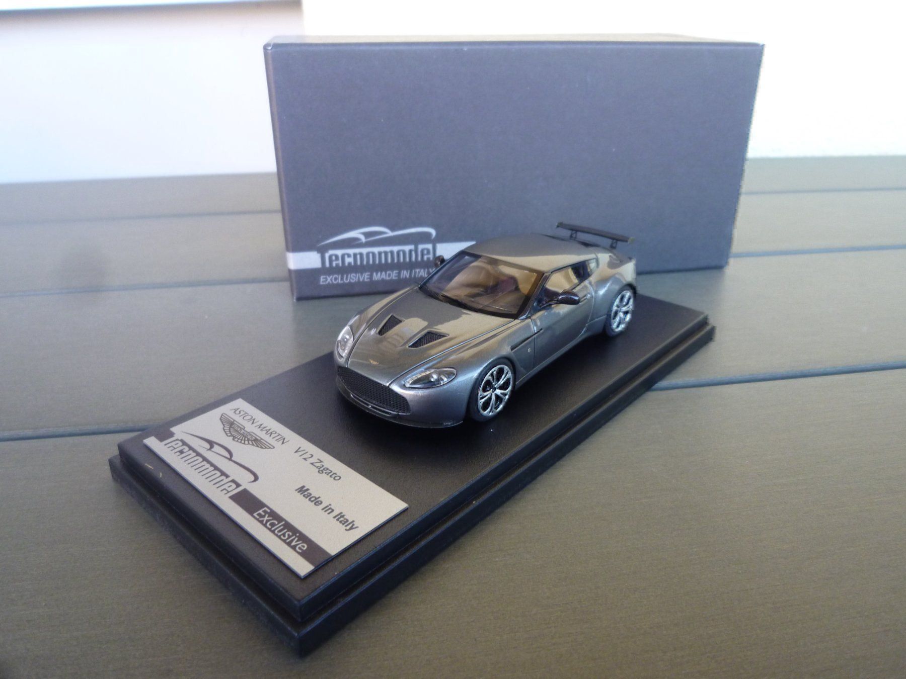Modellini d'auto: Aston Martin V12 Zagato – Nuovo e nell'imballaggio originale da Flawil venduto da Imperiosud 6