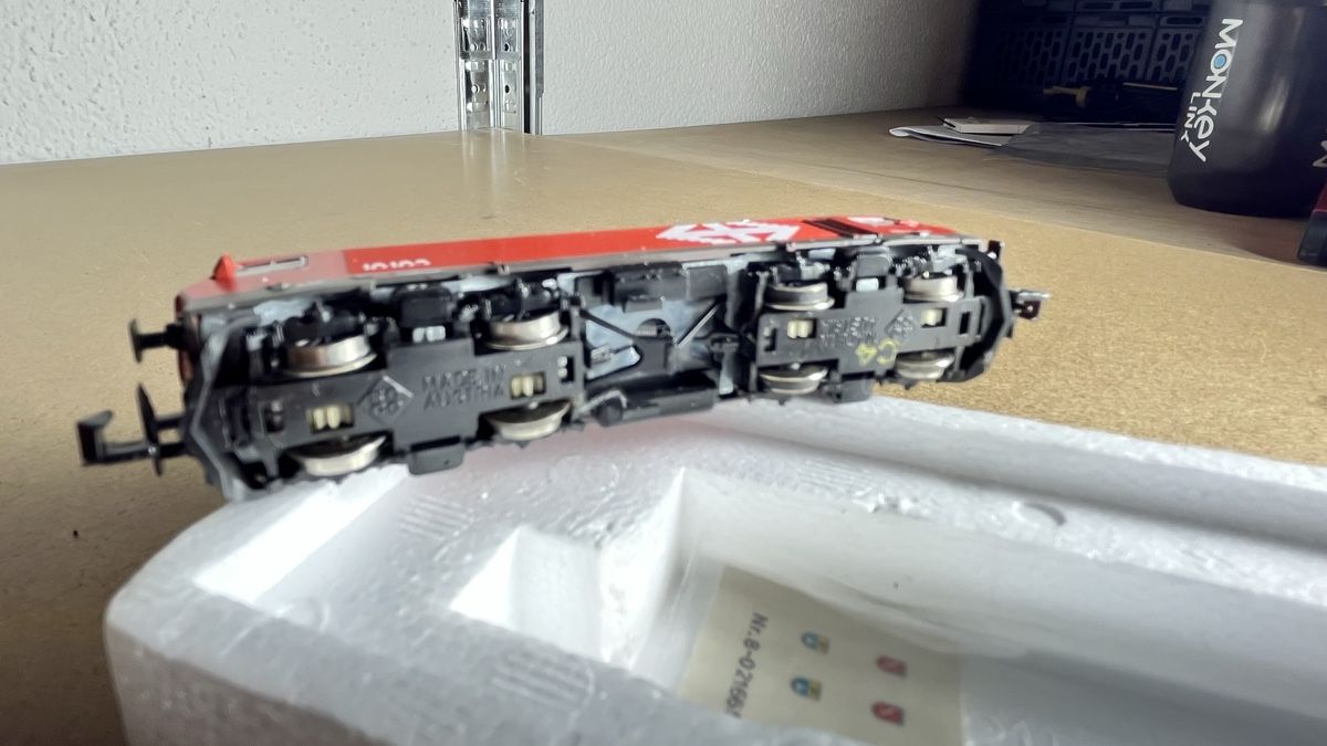 Roco Modellini di ferrovie: Roco Re 4/4 10103 Spur N – Nuovo (secondo la descrizione) da Windlach venduto da Kelebra 5