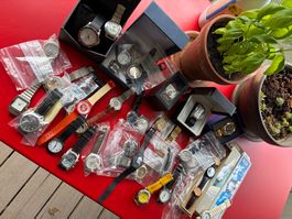 Lot von über 50 Herrenuhren (defekt)
