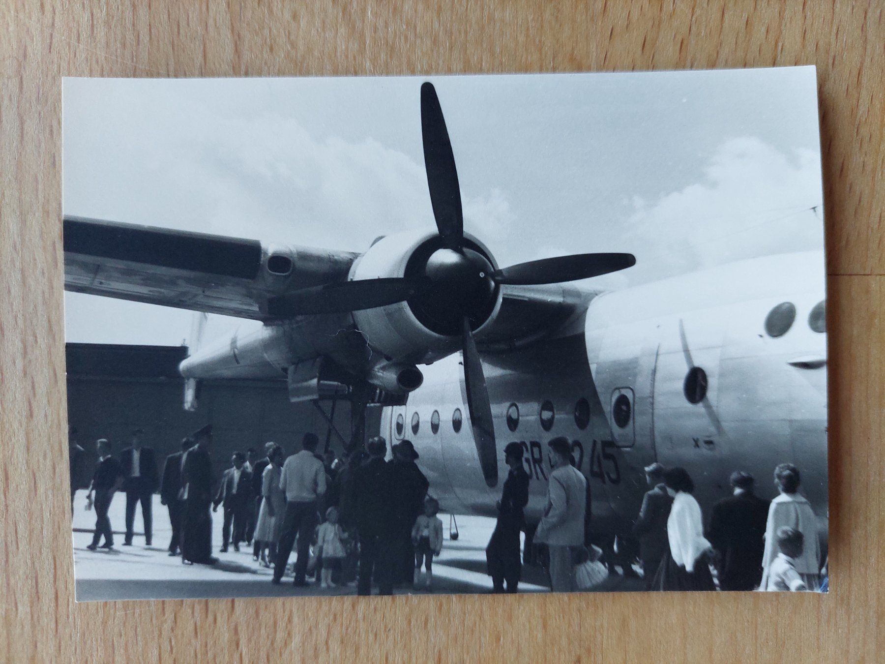 Foto & Immagini: Altes Agfa Foto Propeller-Flugzeug – Usato da Obfelden venduto da Foto_Bild_Kunst_Buch