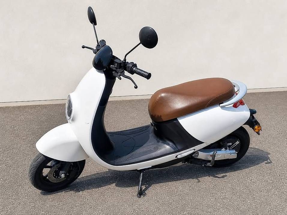 Scooter: Scooter électrique  – Usato da Hauterive NE venduto da mle_yjg6