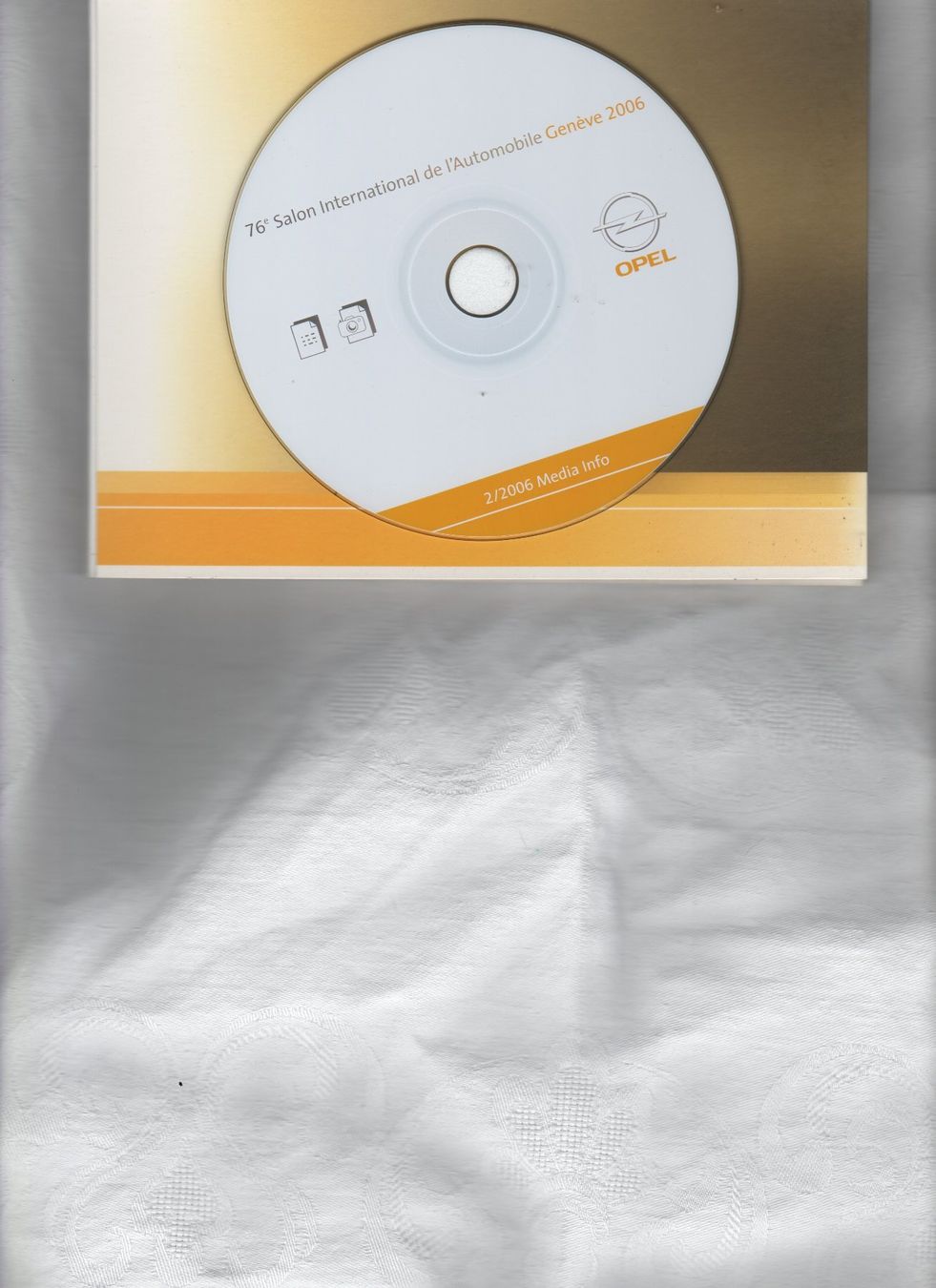 Opel Documenti: Presseinformation Opel Genf 2006 – Nuovo e nell'imballaggio originale da Corminboeuf venduto da corbay51071 2