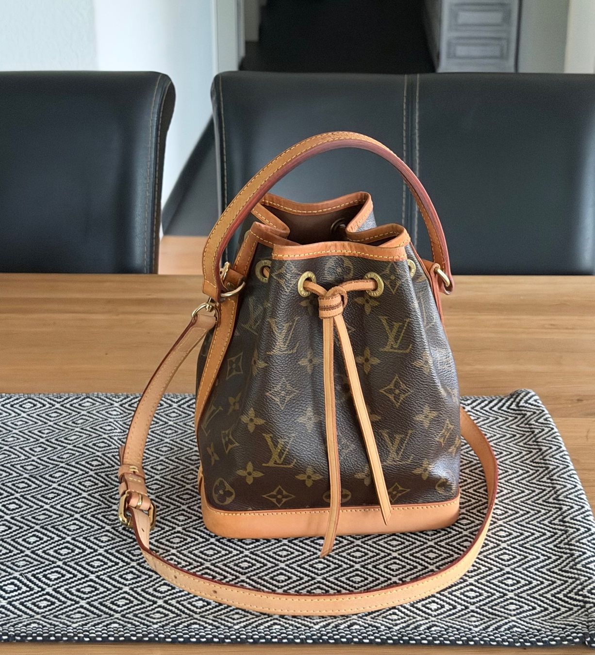 Louis Vuitton Taschen für Damen: Louis Vuitton Mini Noe – Gebraucht aus Reinach AG von BisMad3 6