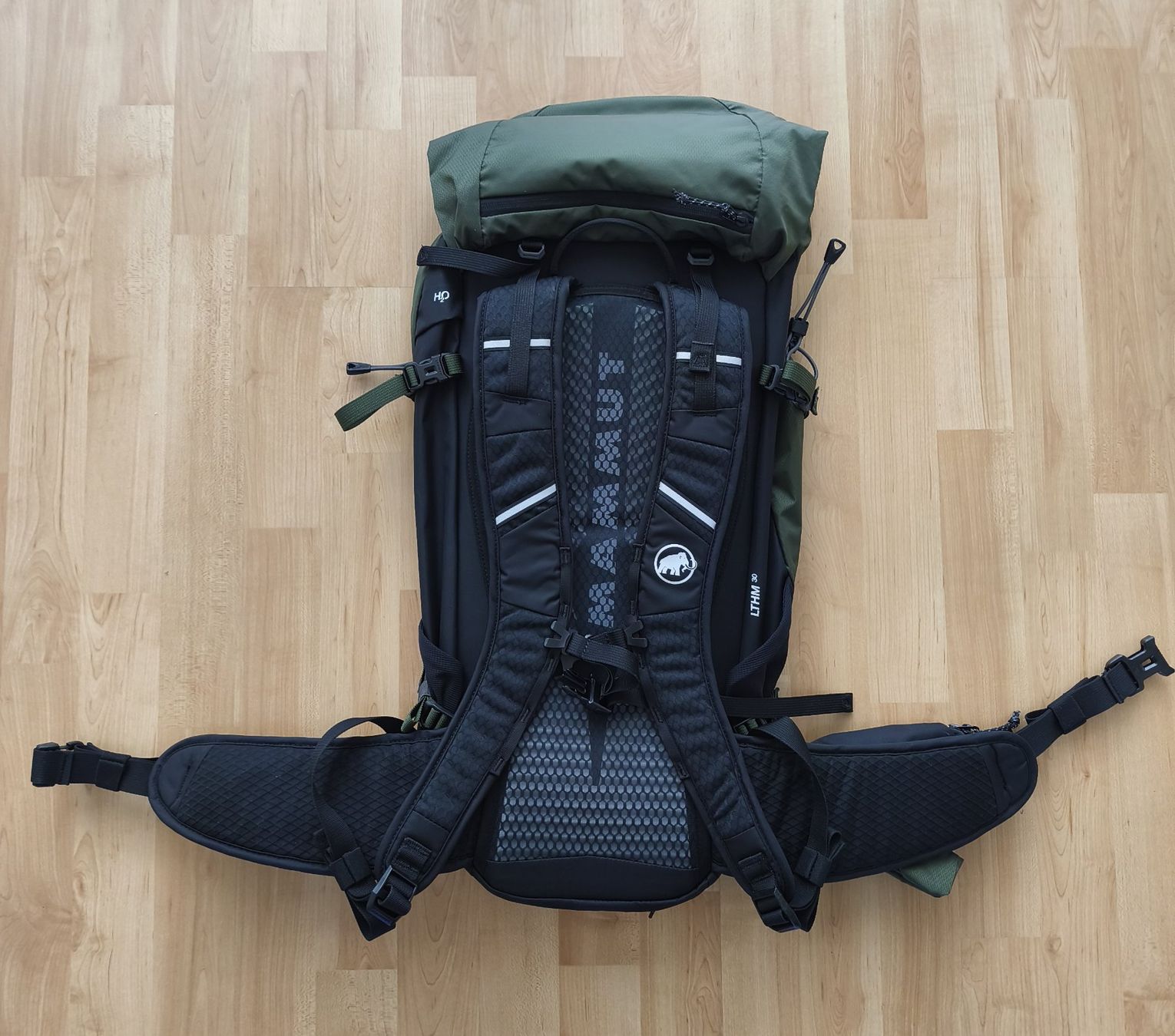 Deuter Zaini: MAMMUT Lithium Rucksack 30 Liter – Nuovo (secondo la descrizione) da Rüti ZH venduto da mome8 4