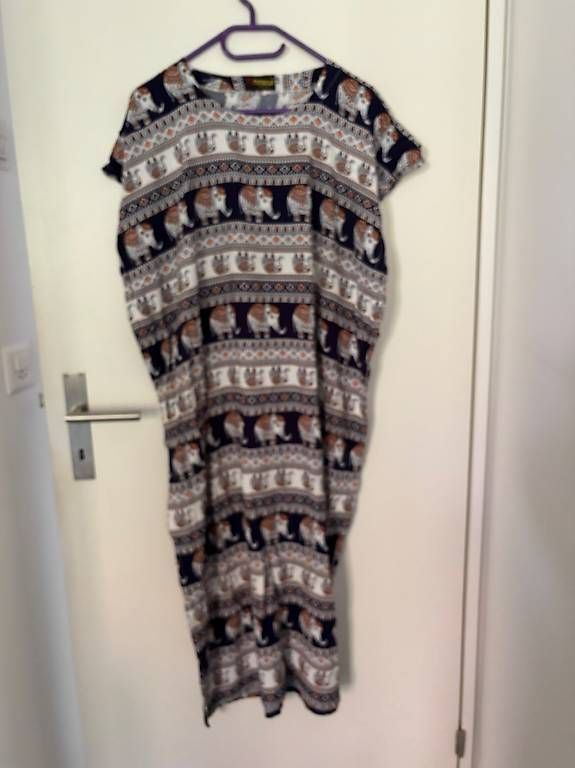 Tuniche: Indische Tunika /Sommer Kleid  – Usato da Oberdiessbach venduto da shan26