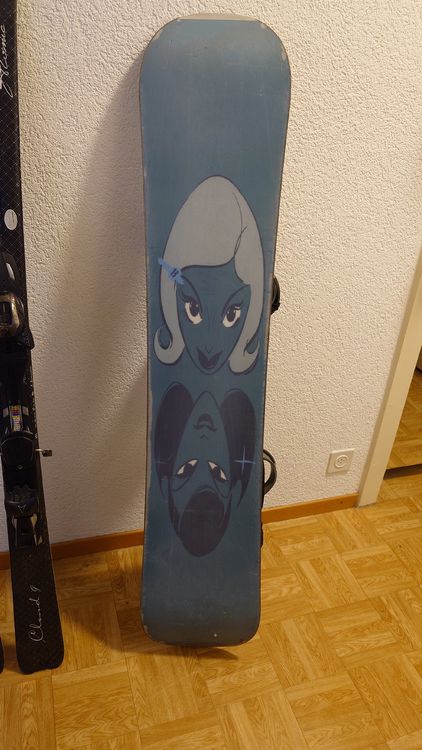 SPONGL Figurines de ski et de snowboard peintes à la main en polyrésine à l'échelle 1/64 pour skieurs et snowboarders pour scène d'hiver miniature