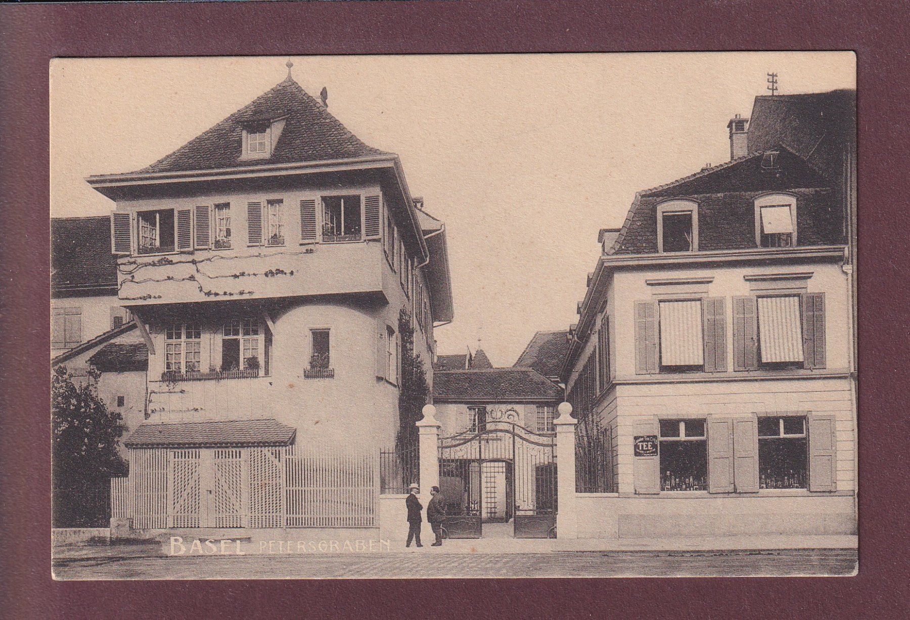 Cartoline postali: BASEL - Petersgraben - London Tea TEE – Usato da Pully venduto da nicecards