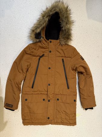 Winterjacke Gr. 152 mit Kapuze und Teddyfutter, Top!