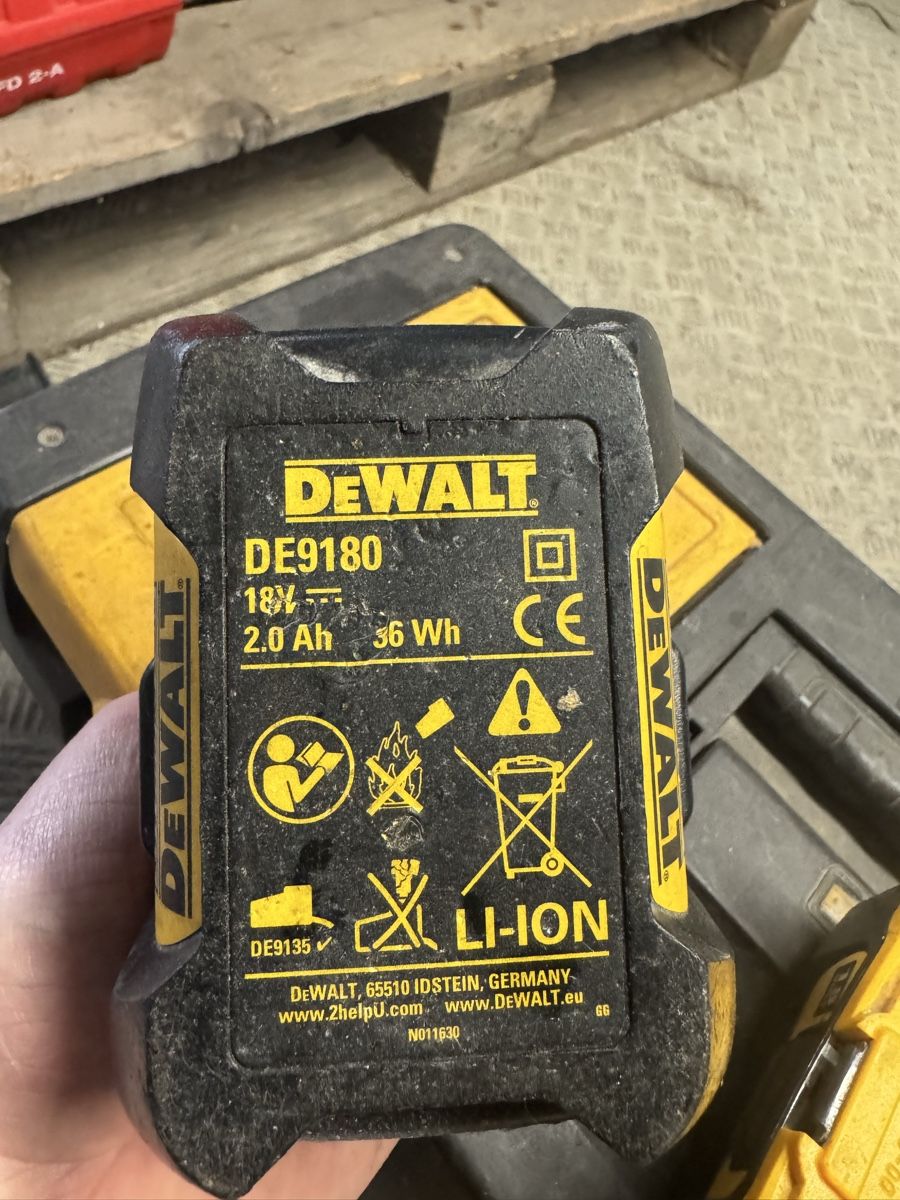 Dewalt Bohrmaschinen: Trapano dewalt – Gebraucht aus Bedano von sim_66fd 7