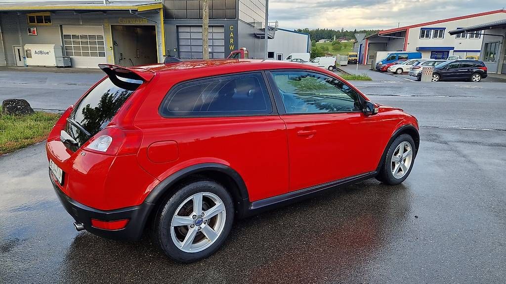 Volvo Autos: Volvo C30 T5 frisch ab MFK – D'occasion à Brügg BE par Topoffice 2