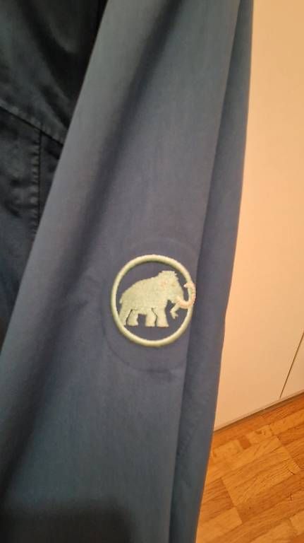 Jacken: Hardshell Jacke Mammut – Gebraucht aus Sarnen von elawid 1