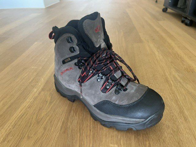 Salomon Scarpe da uomo: Salomon Gore-Tex Hiking Boots - used – Usato da Weggis venduto da mar_fgl2 2