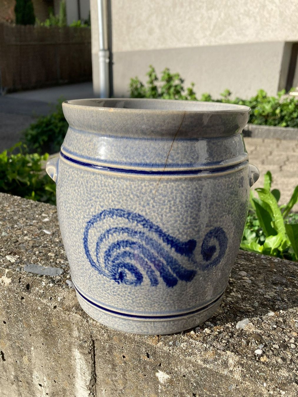 Pentole: Alte Steingut-Töpfe mit blauer Bemalung – Usato da Domat/Ems venduto da Sane66 5
