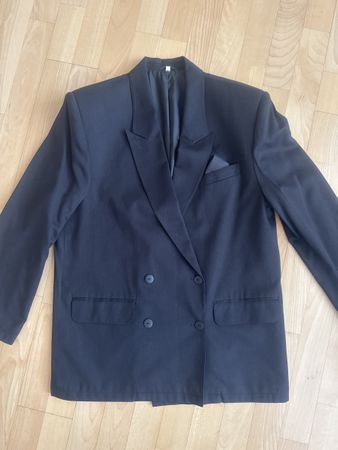 Schwarzer Blazer, elegant für jede Jahreszeit! Gr. 42