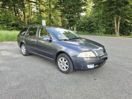 Skoda Octavia 2.0 tdi DSG ab Service!