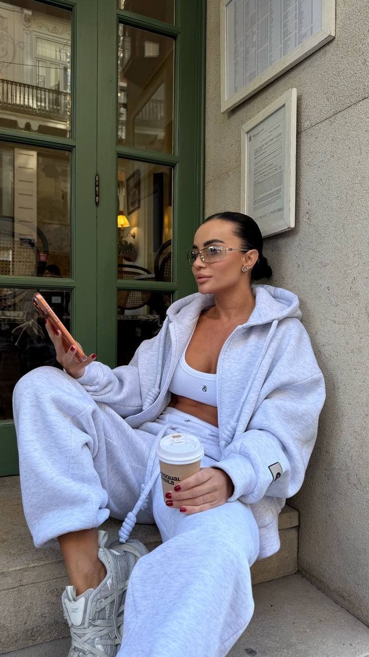 Completi & Tailleur: Oversized Fleece Tracksuit Set Size: S – Nuovo e nell'imballaggio originale da Zürich venduto da Ms.Me-Fashion 5