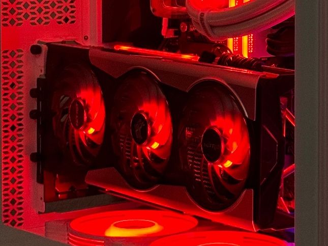 Schede grafiche: Sapphire Radeon RX 6900 XT Gaming OC Nitro+ – Usato da Neuchâtel venduto da Bakhsh 1