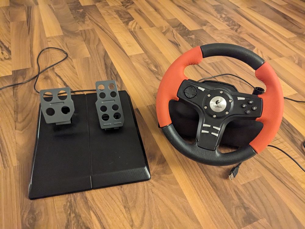 Logitech Racing Wheel and Pedals (Gebraucht) in Gattikon für CHF 70 ...