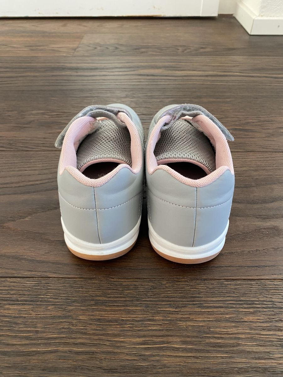 Schuhe für Mädchen: Turnschuhe Mädchen – Gebraucht aus Pfäffikon ZH von aveo14 2