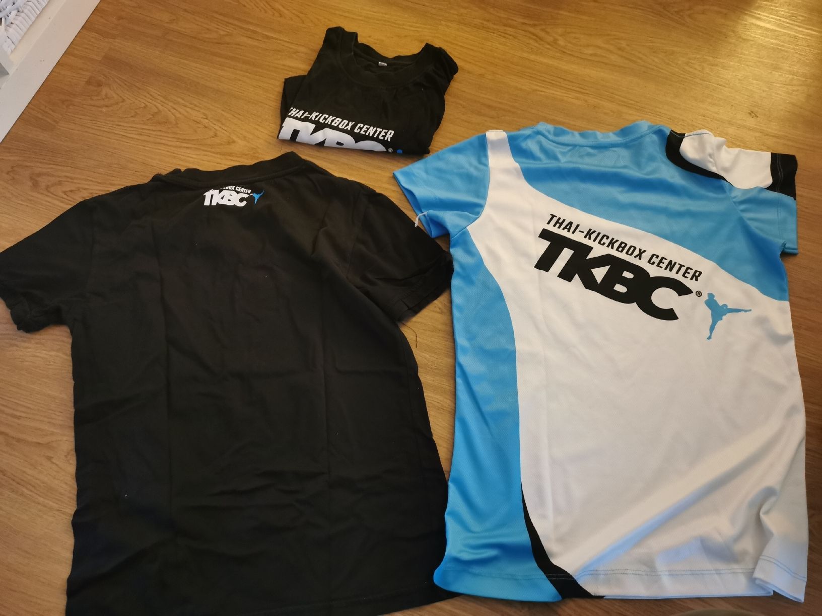 T-shirt: tkbc trainings t-shirt – Usato da Cham venduto da julayla 1