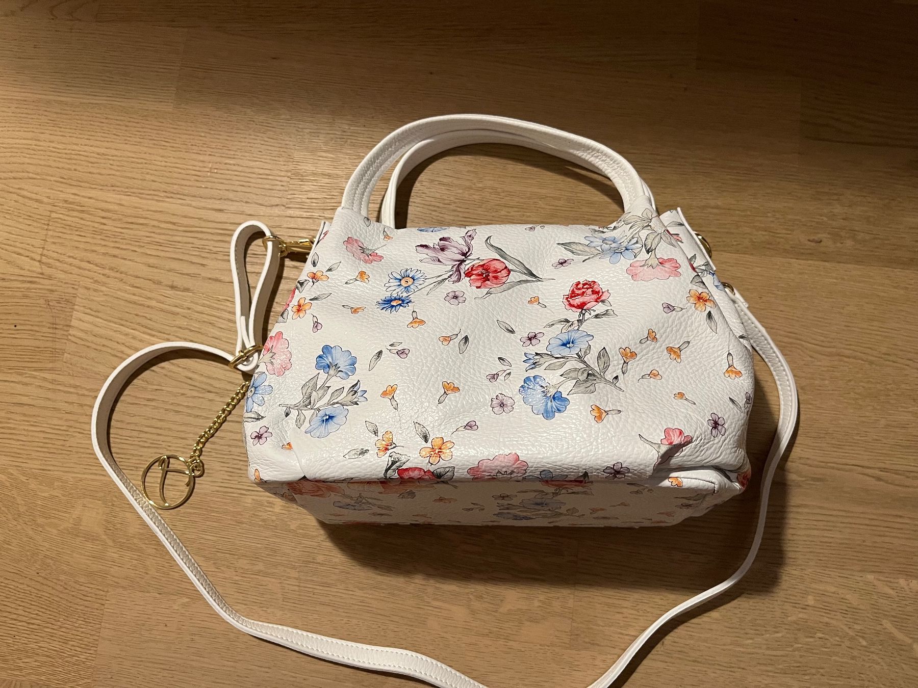 Taschen für Damen: Tasche mit Blumen – Neu (gemäss Beschreibung) aus Zürich von ChDiMe 2
