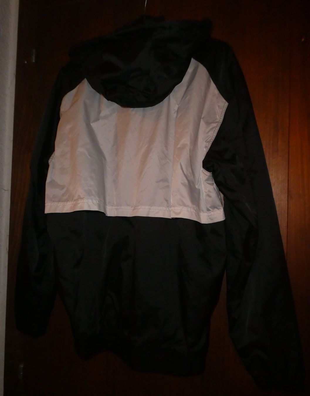 Reebok Jacken: Veste Reebok noir et blanc – Gebraucht aus Troistorrents von Marion70 1