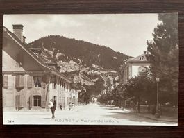 FLEURIER (VAL-DE-TRAVERS) Avenue de la Gare, animée, Postes