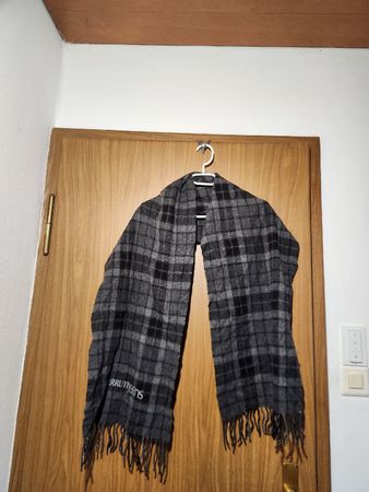 Echarpe Cerruti Jeans motif carreaux gris noir bon 