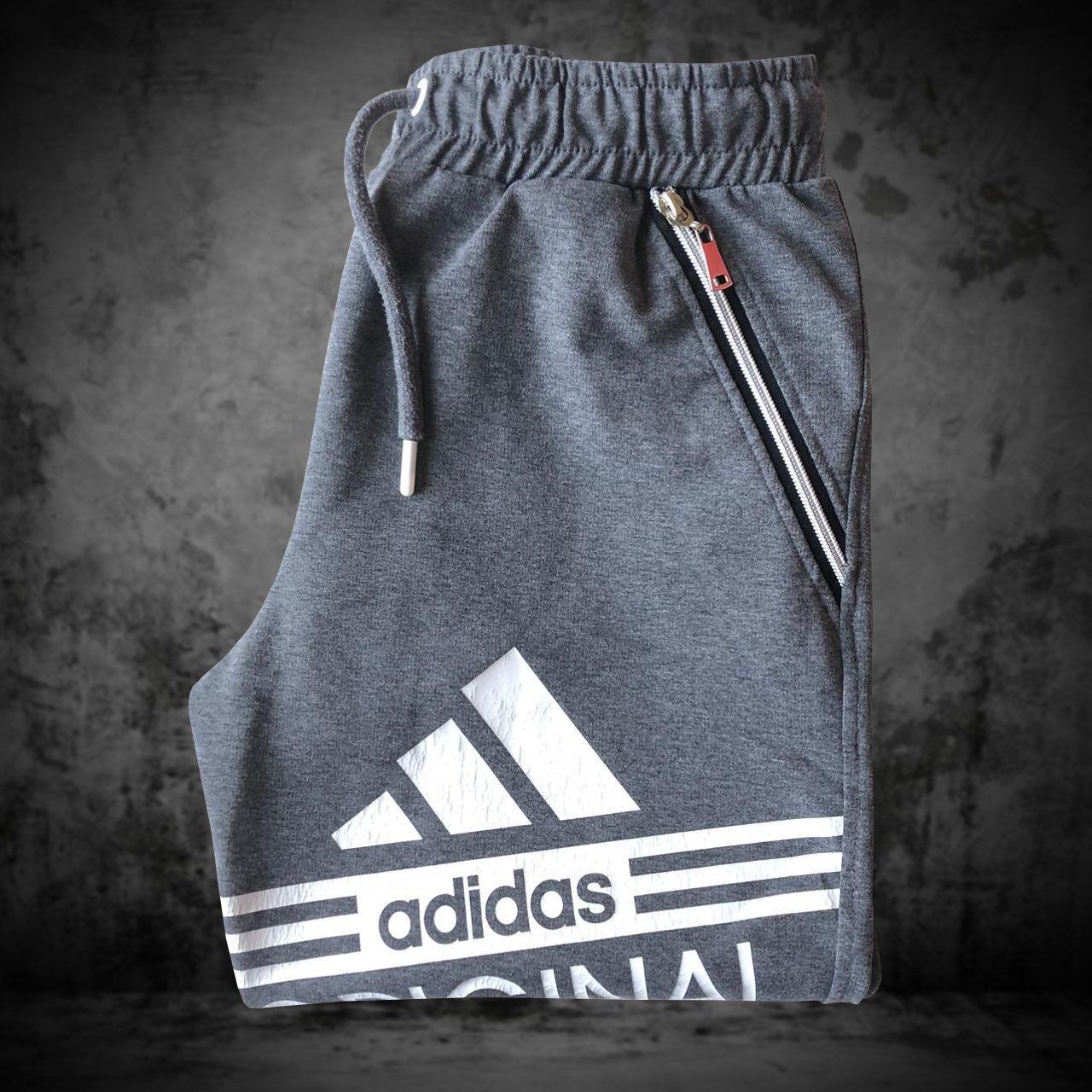 Adidas Pantaloni: Jogging Adidas Original Grey Men S – Usato da Genève venduto da ang_7j7j 2