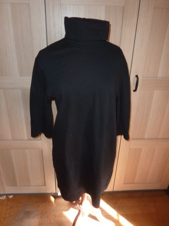 robe longue noir intemporel taille M marque Zara
