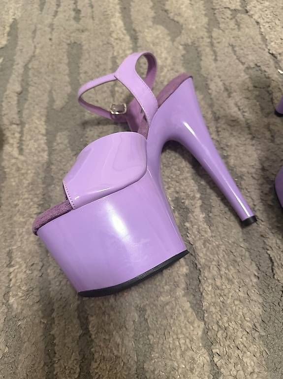 Scarpe da donna: Pleasure Pumps Gr.39 – Usato da Schlieren venduto da sheila000 2
