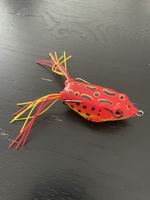 Topwater Gummi Frosch Köder Angeln fischen rot 5,5 cm