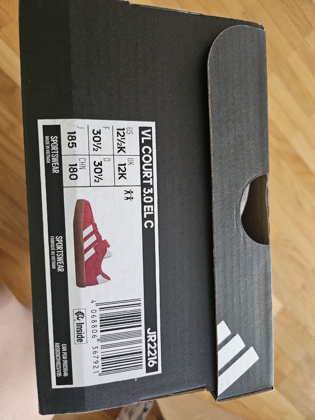 Adidas Herrenschuhe: NEUE Adidas Kinder Turn- oder Hallenschuhe Gr. 30.5 Coralrot – Neu und originalverpackt aus Rapperswil SG von dslemer 9