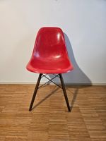 Fiberglas: Eames / Herman Miller / Vitra