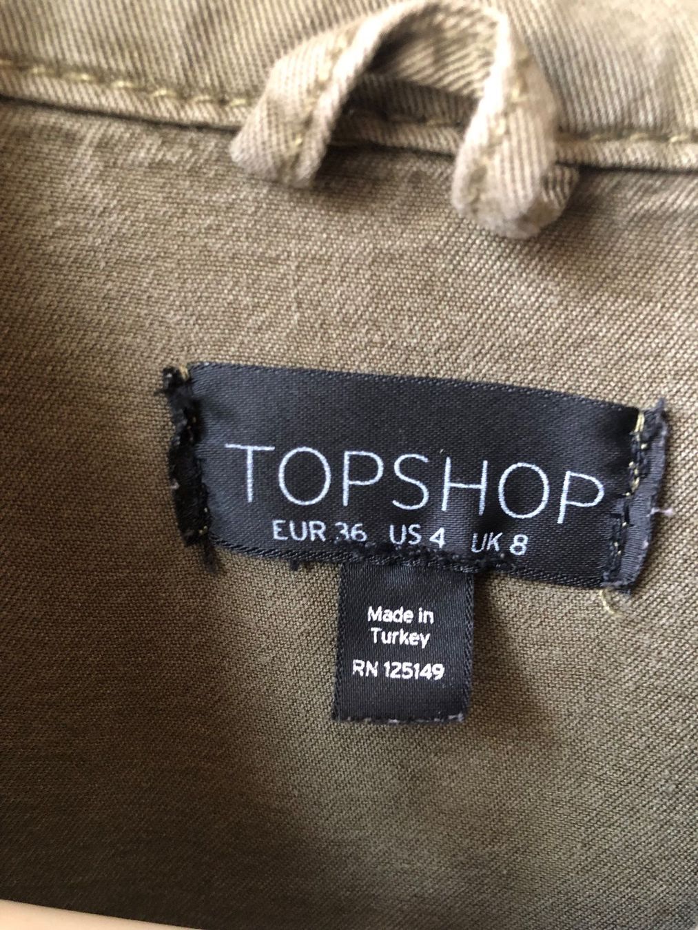 Blusen: TOPSHOP Utility Jacke Hemd khaki olive 36 – Gebraucht aus St-Aubin FR von Tiweety 2