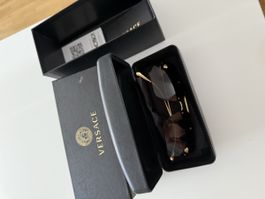 Versace Sonnenbrille, neuwertig! Sommer-Look, Top Zustand.
