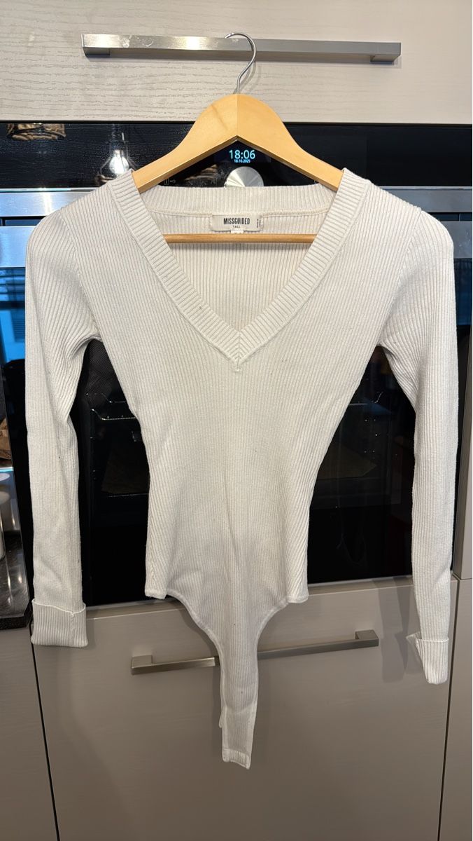 Pullover & Sweatshirts: Pull en maille fine blanc  - idéal pour l'automne! – Gebraucht aus Granges VS von Anila.r