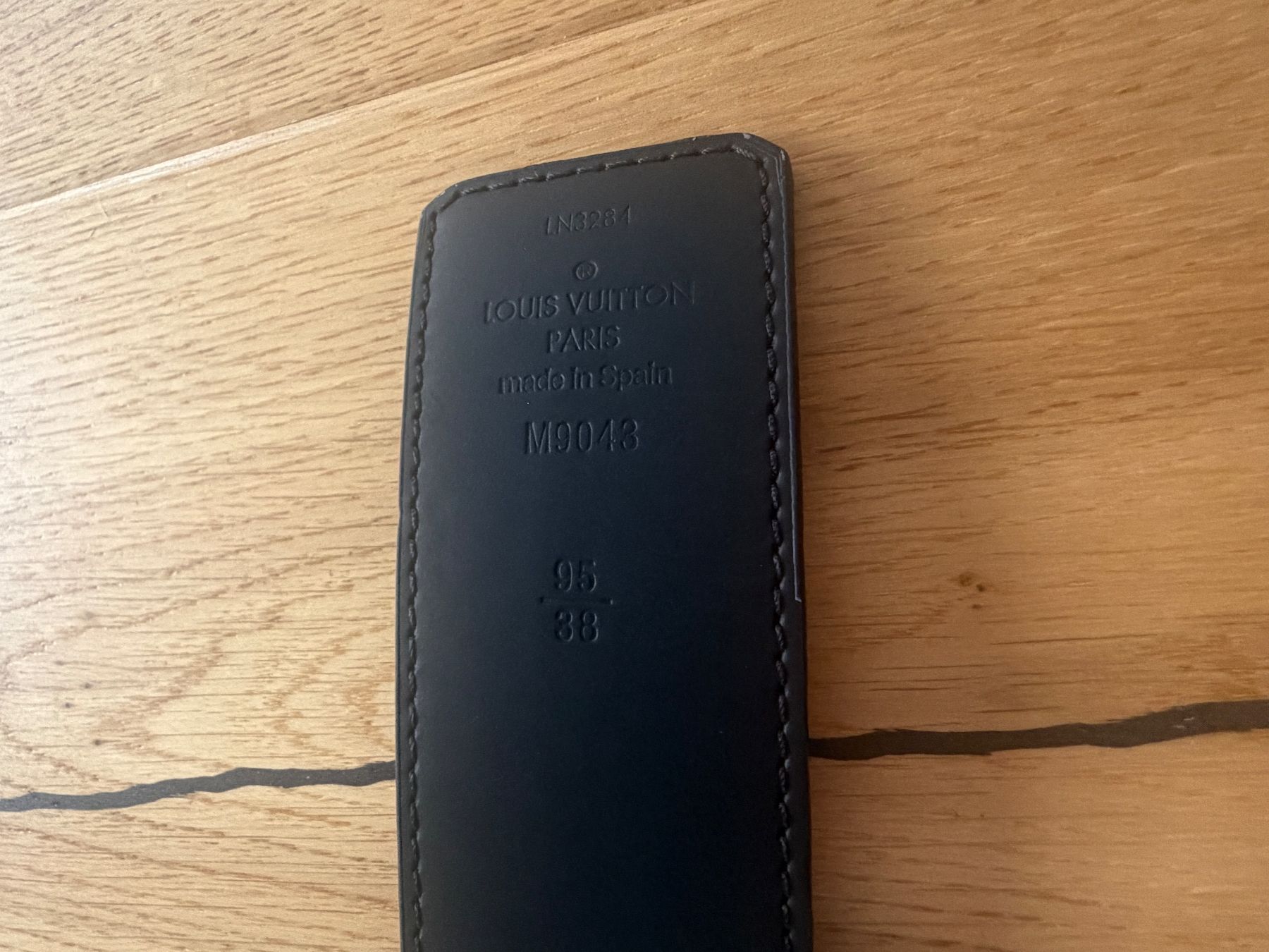 Louis Vuitton Cinture: LV Initiales Wendegürtel 40 mm - 95 – Usato da Kreuzlingen venduto da jwlf1 5