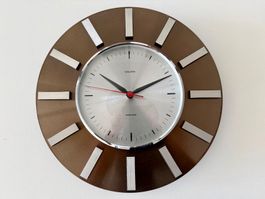 Pendule murale Elagwatch, Modernisme/Minimalisme industriel