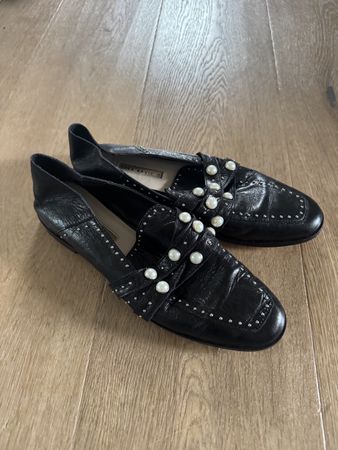 Zara Basic Black Loafers with Pearls, Size 39 - Elegant