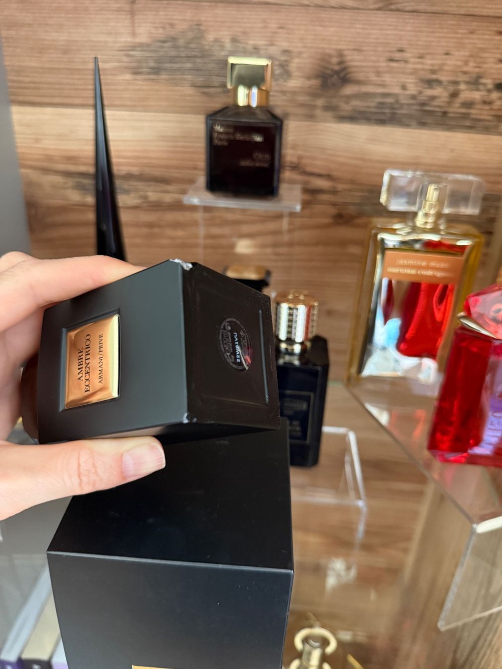 Armani Parfums & Eau de Toilette: ARMANI PRIVÉ AMBRE ECCENTRICO 100 ml – D'occasion à Ittigen par iGeorgia 4