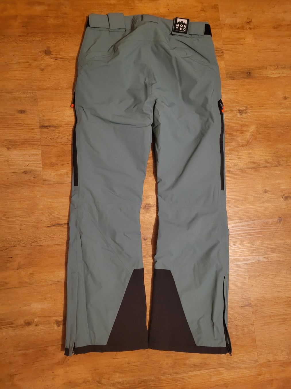 Montec Pantaloni: montec skihose gr xs prima zustand – Usato da Schalunen venduto da Sunneschiin09 1