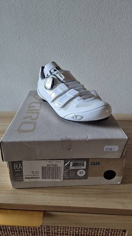 Giro Chaussures femmes: Giro Raes Techlace 18, Gr. 37 – D'occasion à Bern par elvi2 1