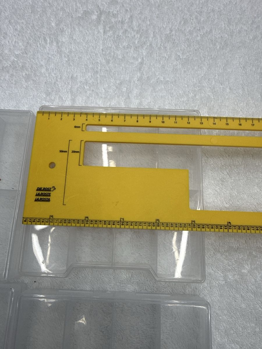 Sonstige Dekorationen & Accessoires: 4Boîtes de rangement compartimentées transparentes x 4 état  – Gebraucht aus Chenens von anasantos90 4